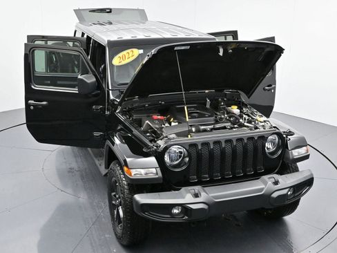 Used 2022 Jeep Wrangler Unlimited Sahara image 43