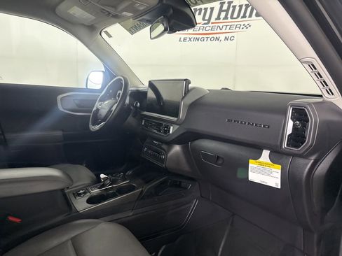 Used 2025 Ford Bronco Sport Badlands AWD/4WD image 27