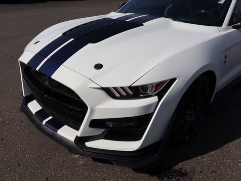 Used 2022 Ford Mustang Shelby GT500 w/ Carbon Fiber Track Pack image 21
