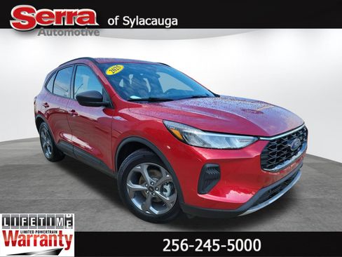 Used 2025 Ford Escape ST-Line w/ Cold Weather Package FWD image 1
