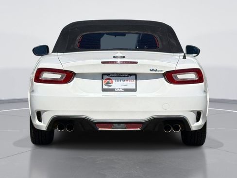 Used 2019 FIAT 124 Spider Abarth RWD image 4