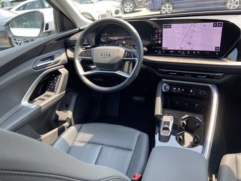 Used 2025 Audi Q5 Premium w/ Convenience Package AWD/4WD image 15