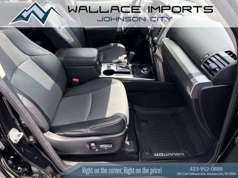 Used 2020 Toyota 4Runner SR5 Premium w/ Moonroof Package AWD/4WD image 42