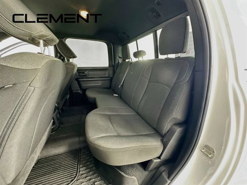 Used 2024 RAM 3500 Tradesman w/ Chrome Appearance Group AWD/4WD image 29