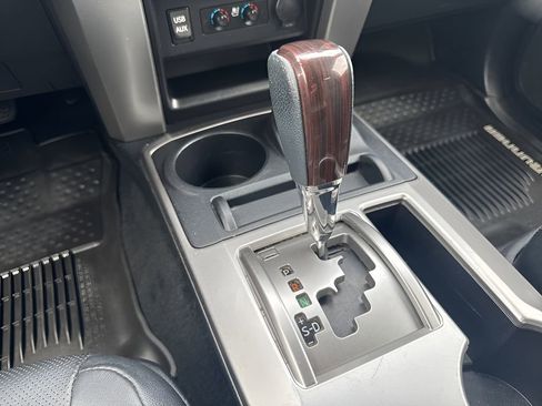 Used 2018 Toyota 4Runner Limited image 18