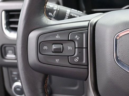 Used 2022 GMC Yukon AT4 image 21