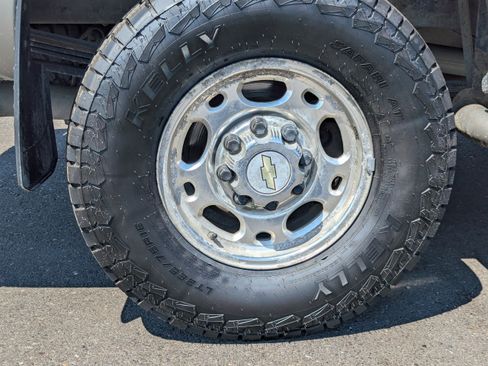 Used 2002 Chevrolet Silverado 2500 LT AWD/4WD image 41