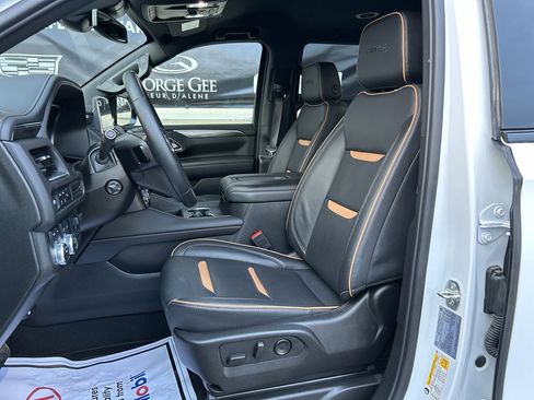 Used 2024 GMC Yukon AT4 w/ Max Trailering Package image 12