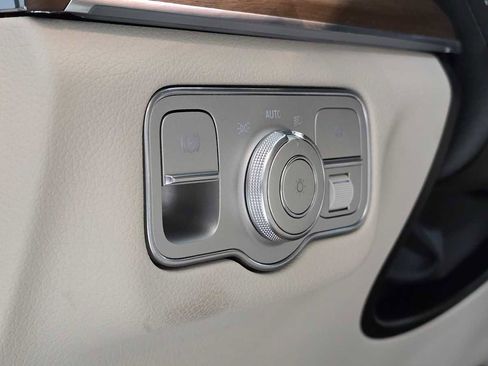 Used 2026 Mercedes-Benz GLE 350 4MATIC image 25