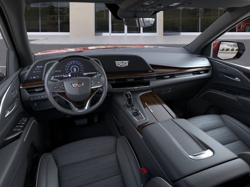 Used 2024 Cadillac Escalade ESV Premium Luxury image 15