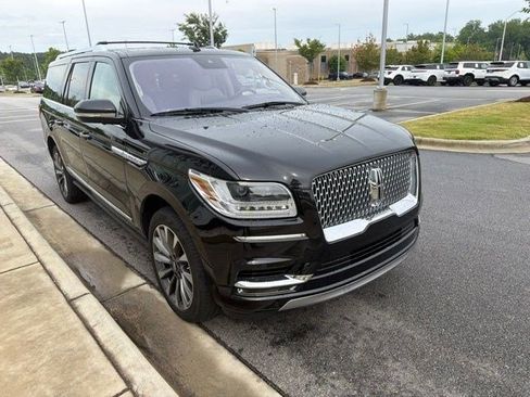 Used 2020 Lincoln Navigator L Reserve w/ Luxury Package AWD/4WD image 23