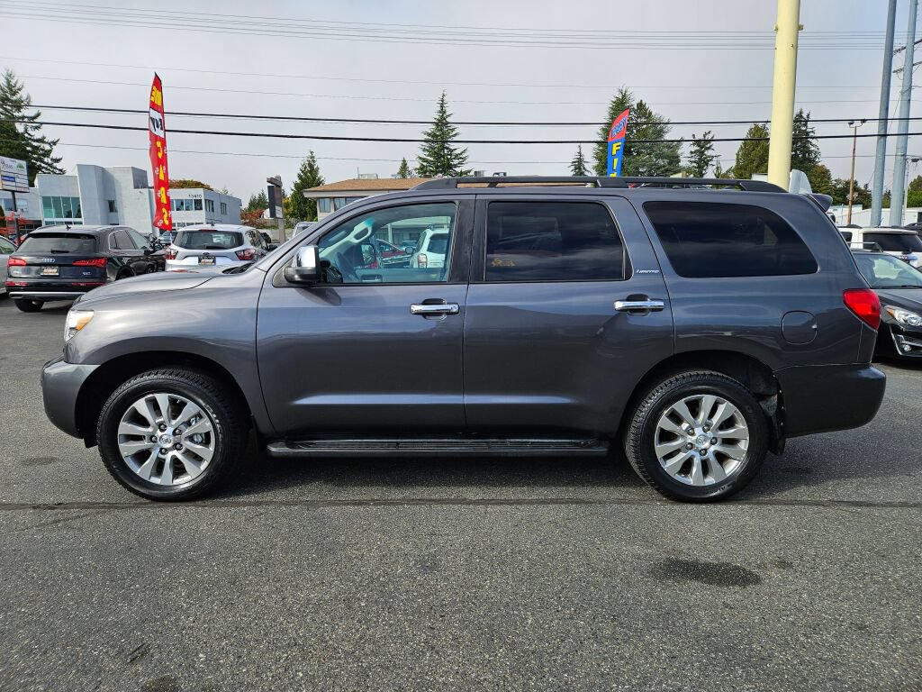 Used 2011 Toyota Sequoia Limited AWD/4WD image 7