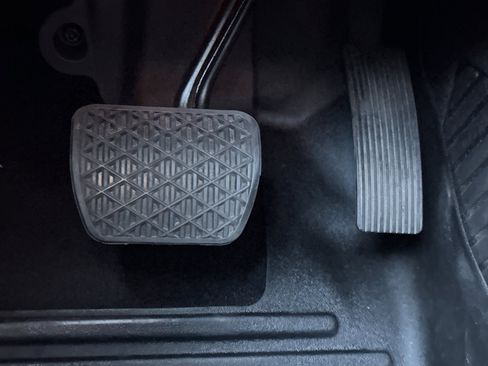 Used 2018 Mercedes-Benz CLA 250 image 44