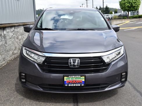 Used 2022 Honda Odyssey Touring image 2