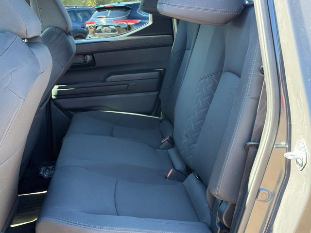 Used 2025 Toyota Tacoma SR5 AWD/4WD image 15