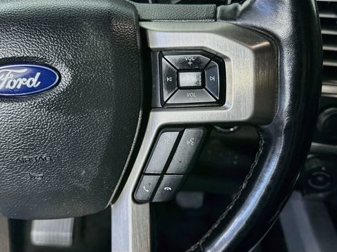 Used 2019 Ford F150 Platinum w/ Equipment Group 701A Luxury AWD/4WD image 27