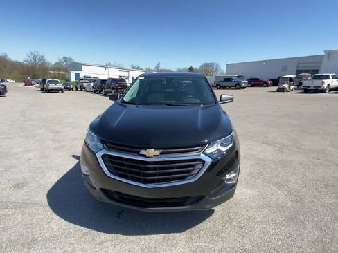 Used 2021 Chevrolet Equinox LS w/ LS Convenience Package AWD/4WD image 3