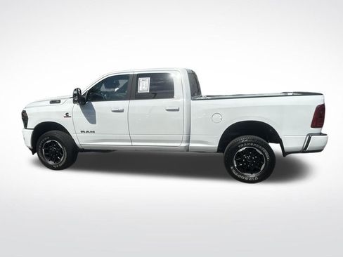 Used 2026 RAM 2500 Laramie AWD/4WD image 13