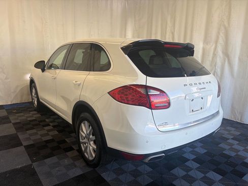 Used 2012 Porsche Cayenne AWD/4WD image 5