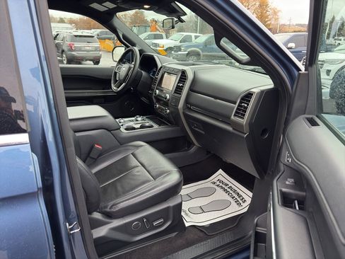 Used 2019 Ford Expedition XLT w/ Equipment Group 202A image 27
