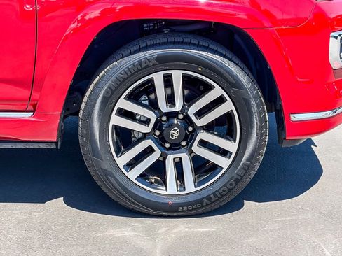 Used 2023 Toyota 4Runner Limited AWD/4WD image 9