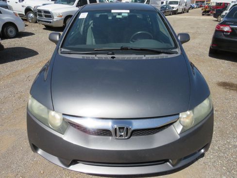 Used 2009 Honda Civic LX image 2