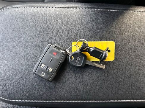 Certified 2022 GMC Canyon Elevation w/ Elevation Premium Package image 34