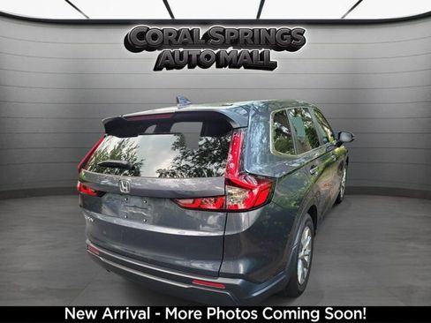 Used 2025 Honda CR-V EX image 2