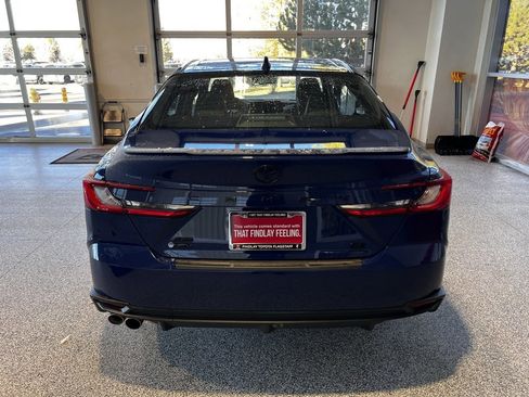 Certified 2025 Toyota Camry SE image 6