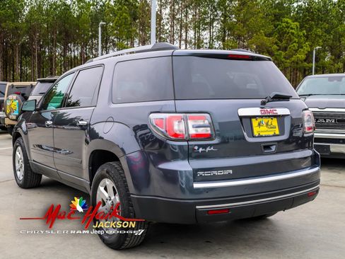 Used 2014 GMC Acadia SLE image 6