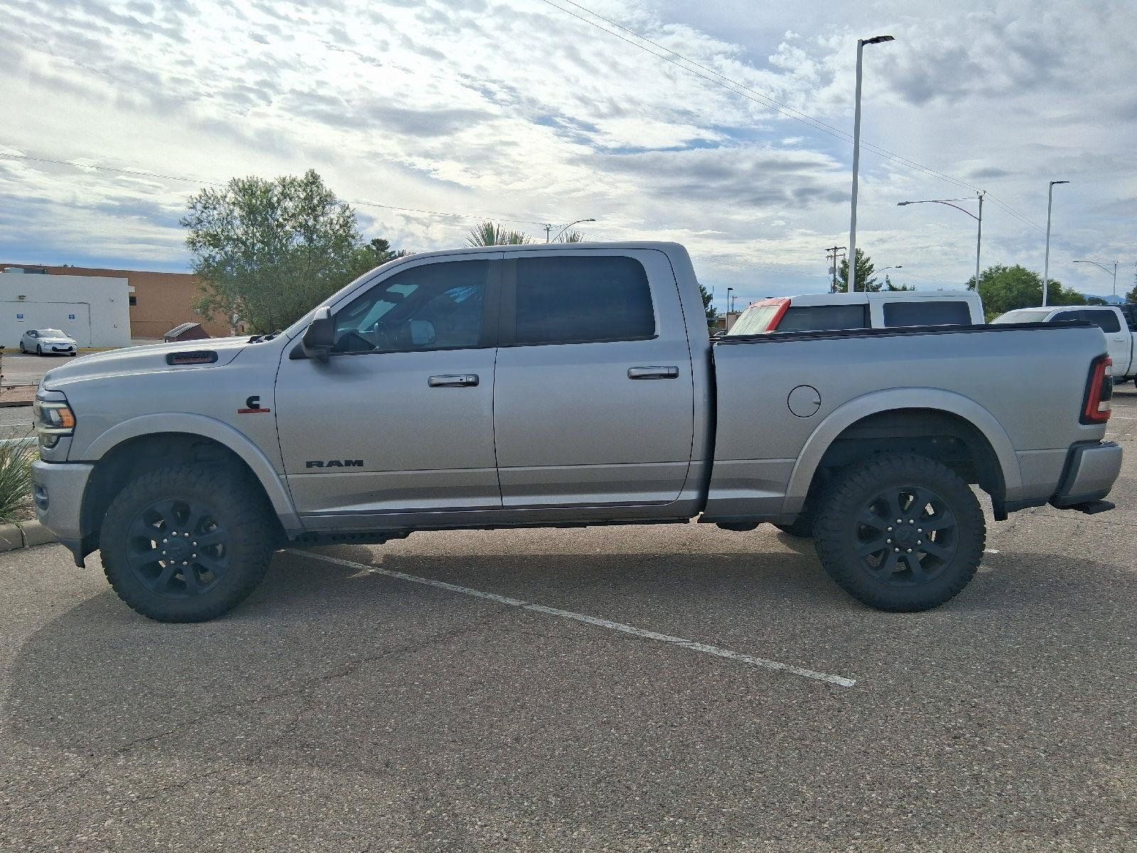 Used 2021 RAM 2500 Laramie AWD/4WD image 2