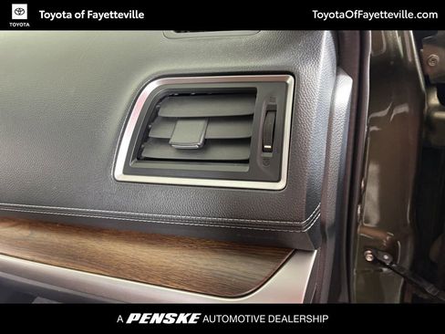 Used 2018 Subaru Outback 2.5i Touring w/ Popular Package #3 image 10