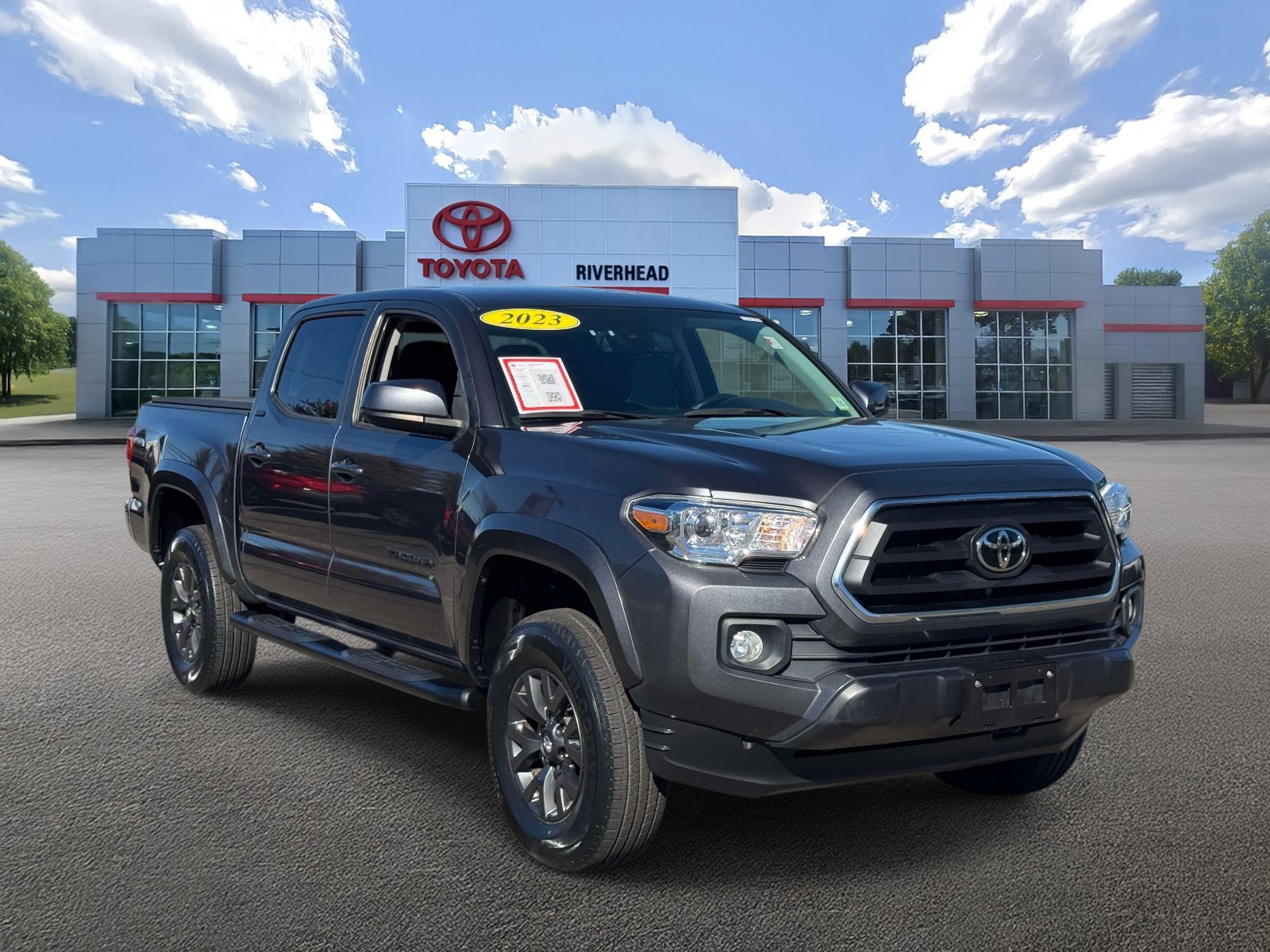 Certified 2023 Toyota Tacoma SR5 AWD/4WD image 2