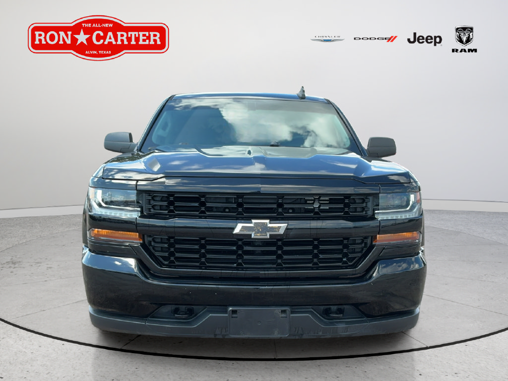 Used 2018 Chevrolet Silverado 1500 Custom w/ Texas Edition RWD image 2