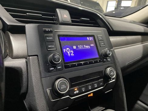 Used 2020 Honda Civic LX image 7