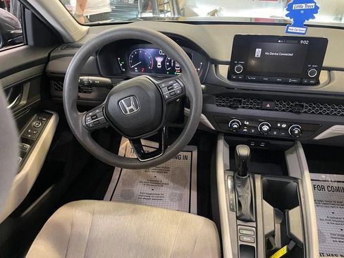 Used 2023 Honda Accord LX image 8