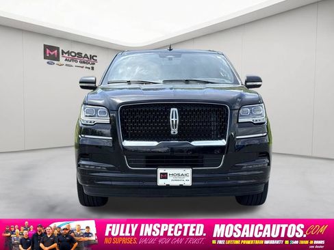 Used 2024 Lincoln Navigator Reserve w/ Equipment Group 201A AWD/4WD image 2