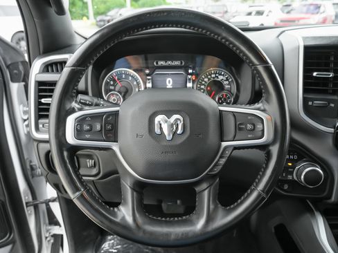 Used 2021 RAM 1500 Big Horn AWD/4WD image 9