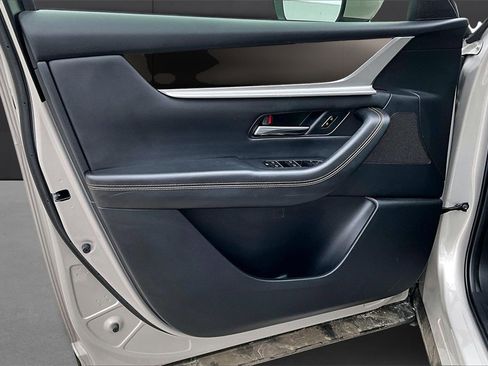 Certified 2025 MAZDA CX-90 3.3 Turbo w/ Preferred Package image 14