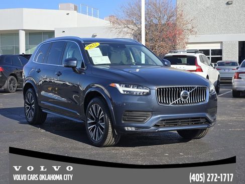 Certified 2022 Volvo XC90 T5 Momentum w/ Protection Package Premier image 2