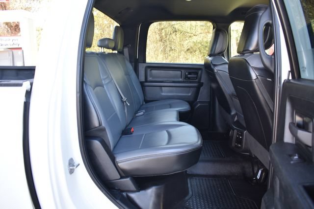 Used 2022 RAM 2500 Tradesman w/ Chrome Appearance Group AWD/4WD image 15