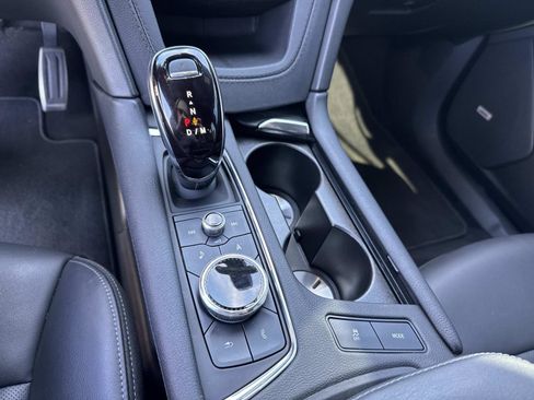 Certified 2024 Cadillac XT6 Sport w/ Technology Package image 25