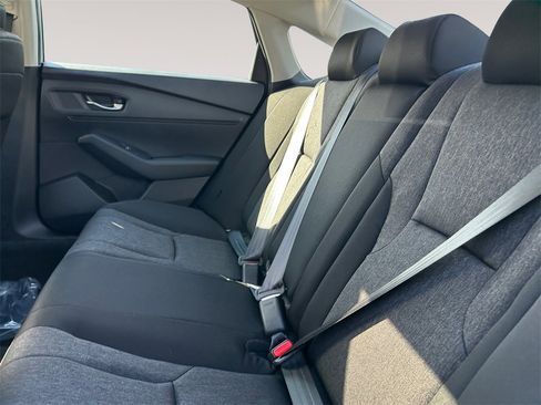 New 2025 Honda Accord SE image 13