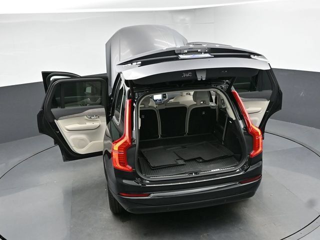 Used 2023 Volvo XC90 B6 Core w/ Protection Package Premier AWD/4WD image 48