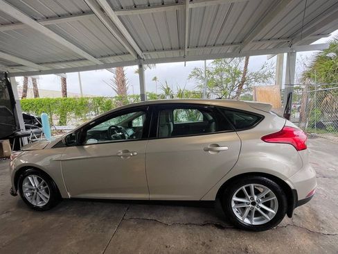 Used 2018 Ford Focus SE FWD image 19