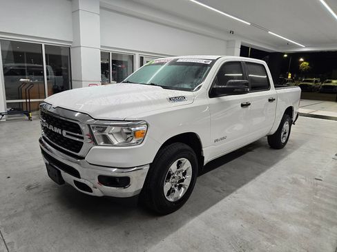 Used 2023 RAM 1500 Lone Star AWD/4WD image 2
