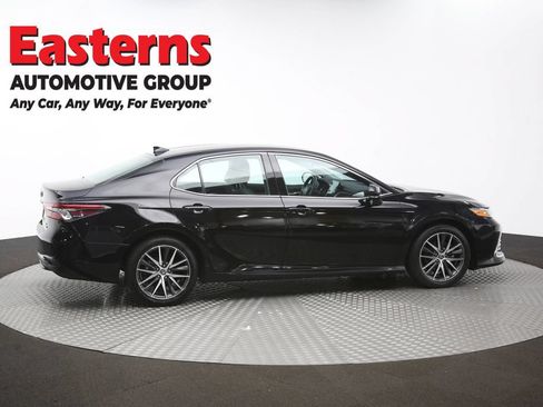 Used 2022 Toyota Camry XLE FWD image 43