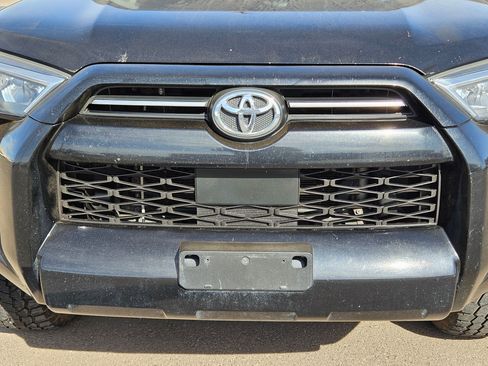 Used 2021 Toyota 4Runner SR5 RWD image 9