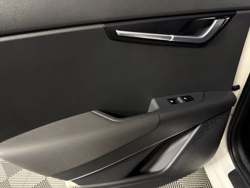 Used 2023 Kia Niro Wave w/ Wave Preserve Package FWD image 26