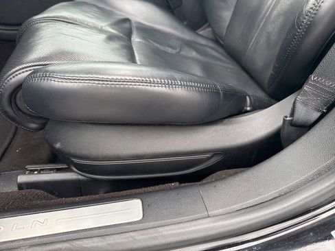 Used 2019 Lincoln Continental Reserve image 19